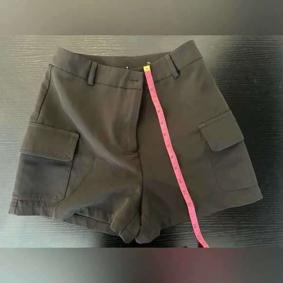 Women's Cargo Shorts in Black - Picture 4 of 7